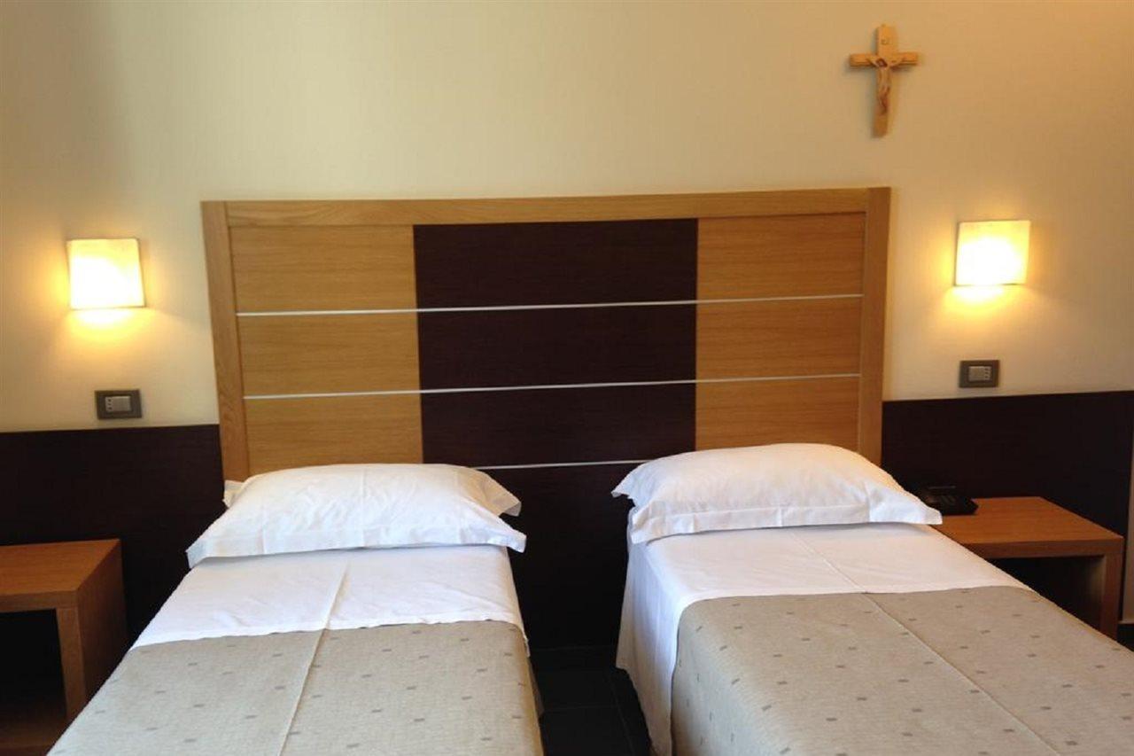 Hotel Vittoria San Giovanni Rotondo Kültér fotó