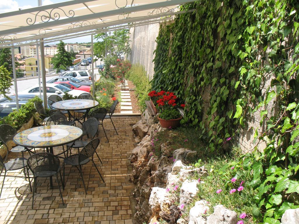Hotel Vittoria San Giovanni Rotondo Kültér fotó