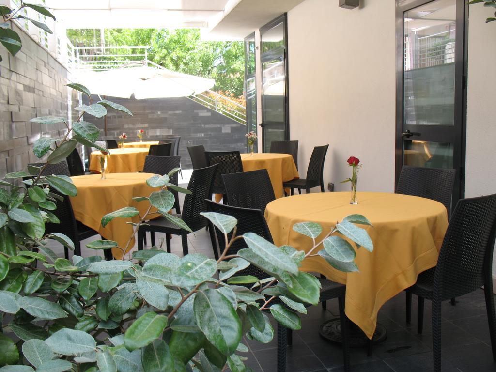 Hotel Vittoria San Giovanni Rotondo Kültér fotó
